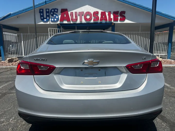 SILVER, 2016 CHEVROLET MALIBU Image 6