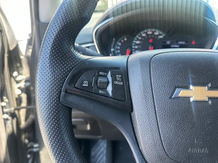 GREY, 2019 CHEVROLET TRAX Image 13