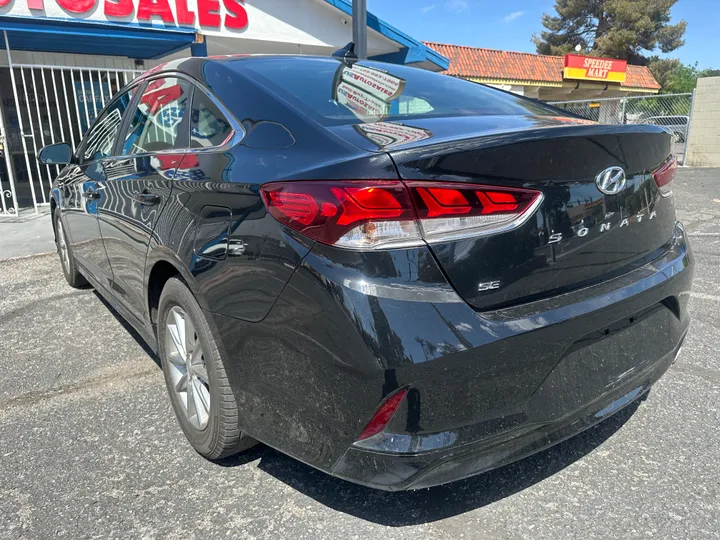 BLACK, 2018 HYUNDAI SONATA Image 7