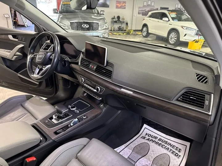 BLUE, 2018 AUDI Q5 Image 42