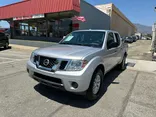 SILVER, 2017 NISSAN FRONTIER CREW CAB Thumnail Image 5