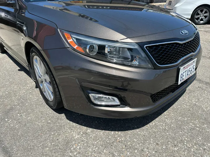 BROWN, 2014 KIA OPTIMA Image 2