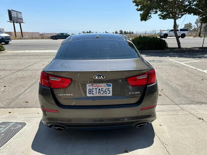 BROWN, 2014 KIA OPTIMA Image 10