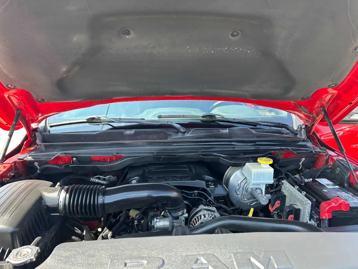 RED, 2019 RAM 1500 CREW CAB Image 61