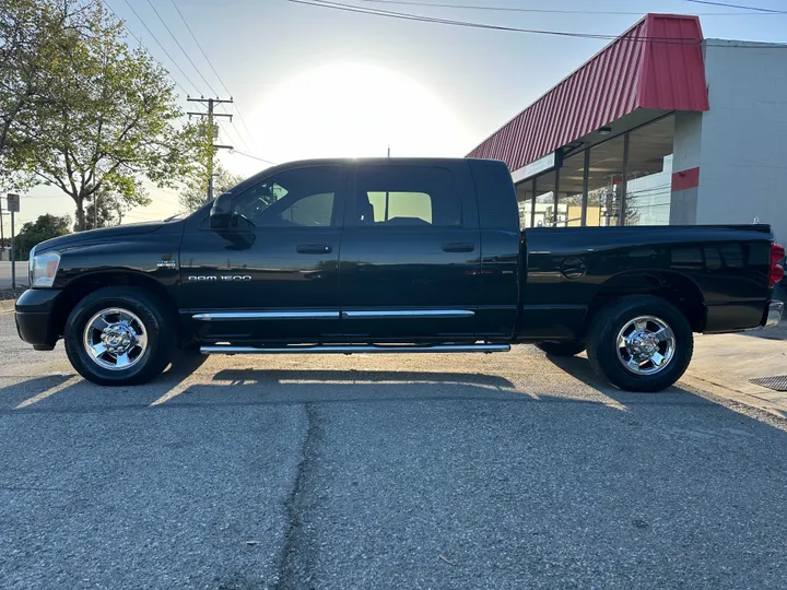 BLACK, 2007 DODGE RAM 1500 MEGA CAB Image 7