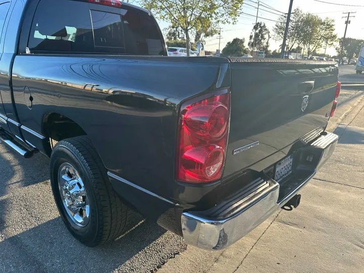 BLACK, 2007 DODGE RAM 1500 MEGA CAB Image 9