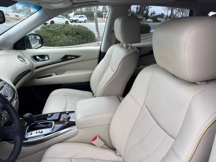 WHITE, 2015 INFINITI QX60 Image 20