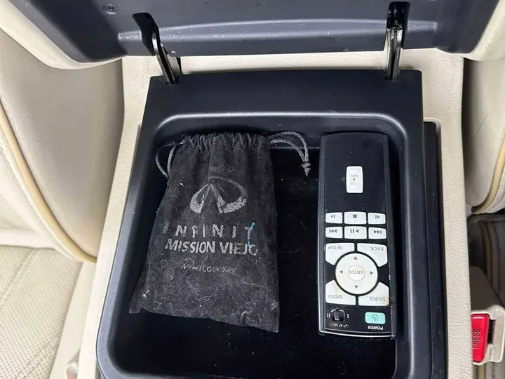 WHITE, 2015 INFINITI QX60 Image 31