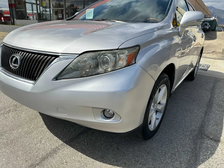 SILVER, 2010 LEXUS RX Image 6