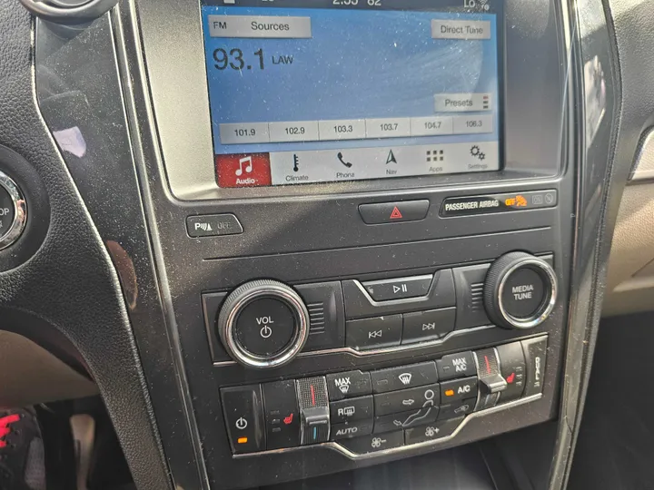 GREY, 2019 FORD EXPLORER Image 30