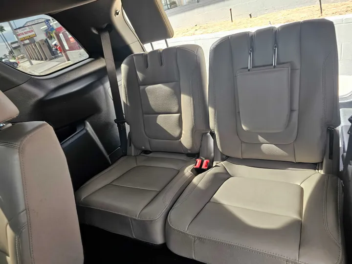 GREY, 2019 FORD EXPLORER Image 39