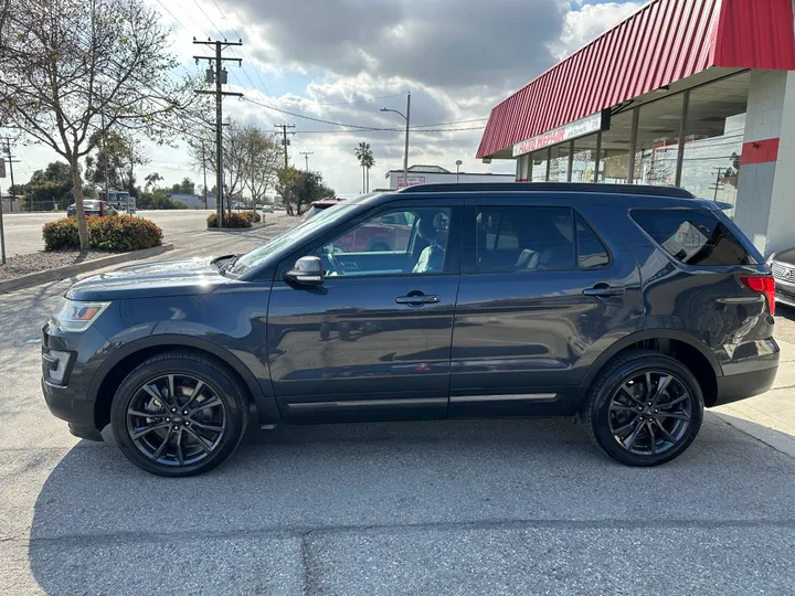 BLACK, 2017 FORD EXPLORER Image 7