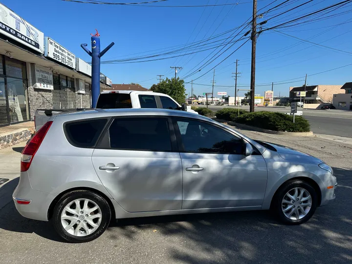 SILVER, 2009 HYUNDAI ELANTRA Image 14