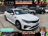 WHITE, 2019 KIA OPTIMA Thumnail Image 1