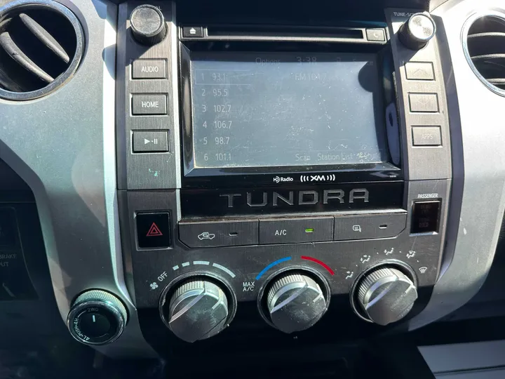 TAN, 2017 TOYOTA TUNDRA DOUBLE CAB Image 31