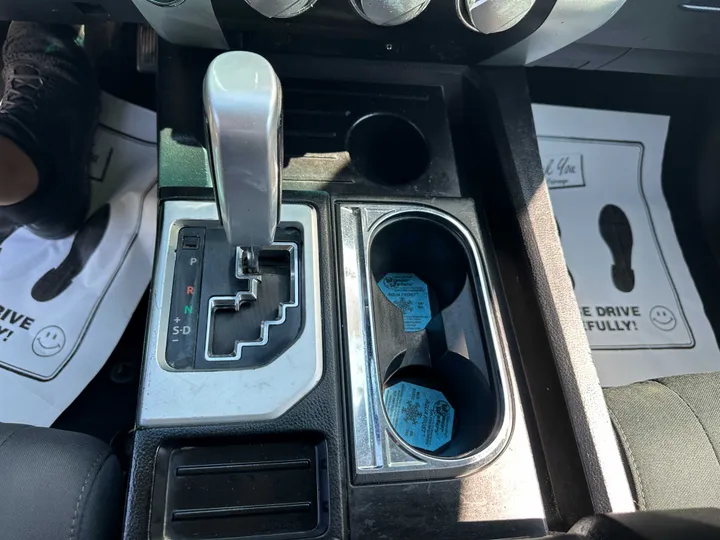 TAN, 2017 TOYOTA TUNDRA DOUBLE CAB Image 32