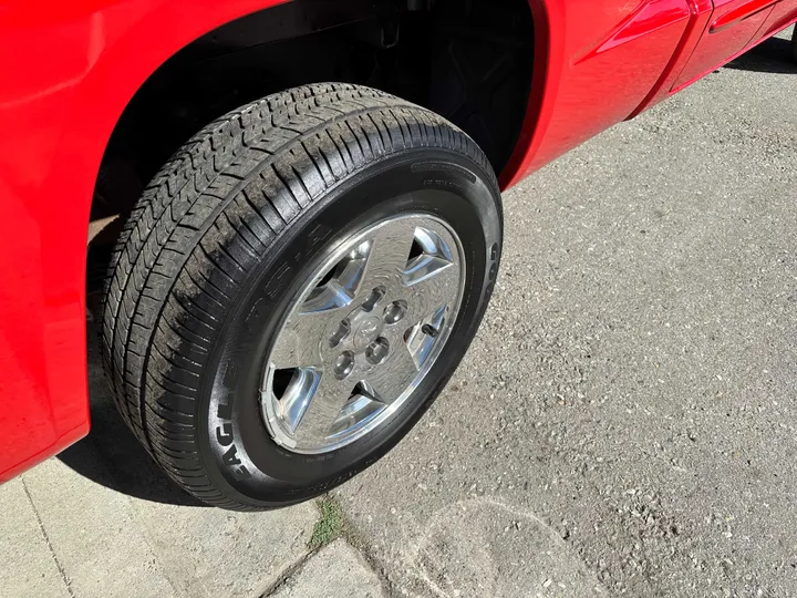 RED, 2005 DODGE DAKOTA CLUB CAB Image 15