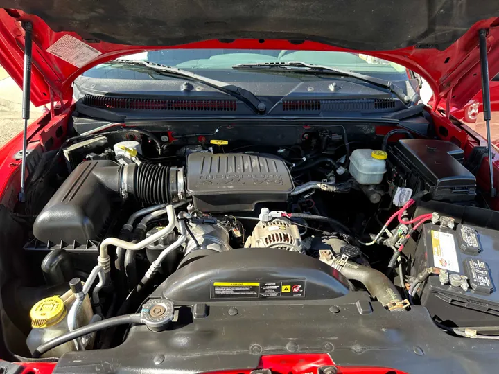 RED, 2005 DODGE DAKOTA CLUB CAB Image 44