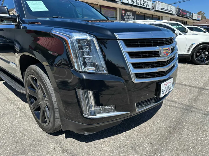 BLACK, 2016 CADILLAC ESCALADE Image 2