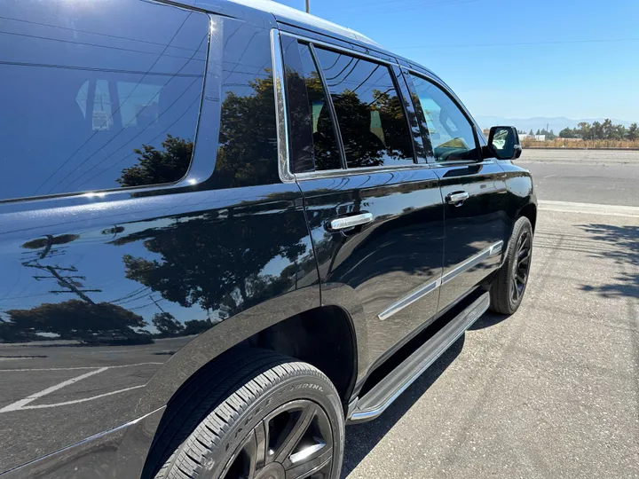 BLACK, 2016 CADILLAC ESCALADE Image 16