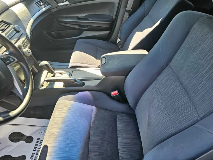 SILVER, 2012 HONDA ACCORD Image 21