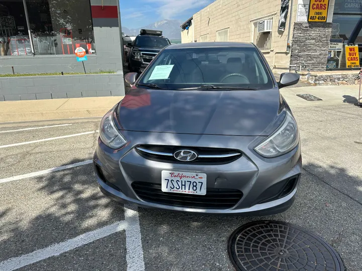 SILVER, 2015 HYUNDAI ACCENT Image 3