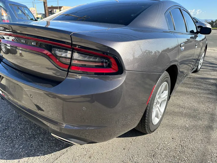 GREY, 2019 DODGE CHARGER Image 12