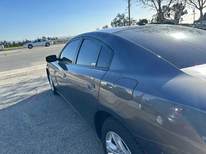 GREY, 2019 DODGE CHARGER Image 16