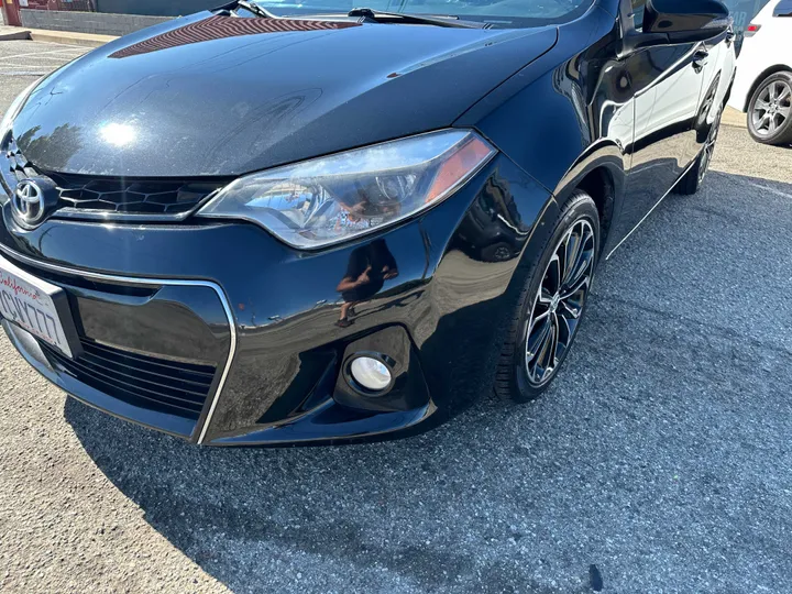 BLACK, 2014 TOYOTA COROLLA Image 6