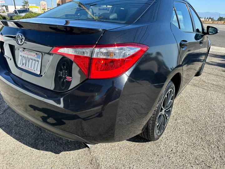 BLACK, 2014 TOYOTA COROLLA Image 13