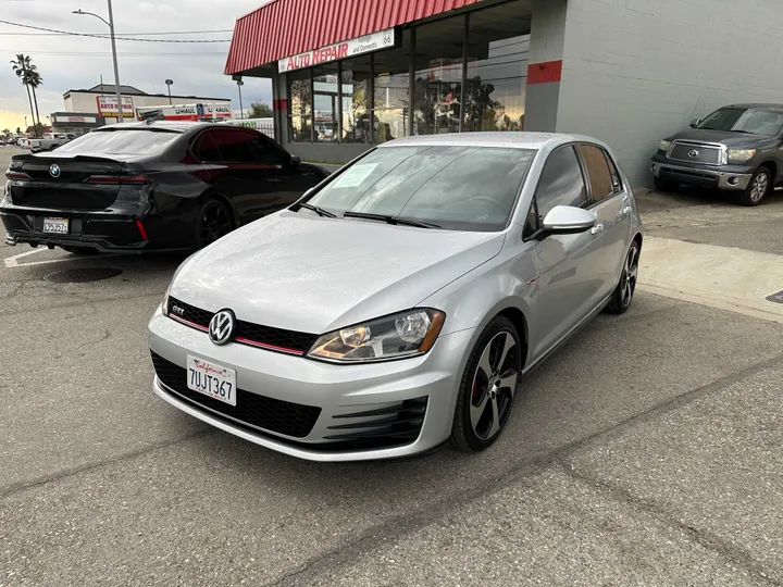 SILVER, 2016 VOLKSWAGEN GOLF GTI Image 5