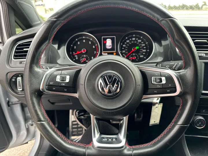 SILVER, 2016 VOLKSWAGEN GOLF GTI Image 20