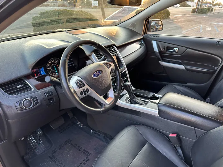 BROWN, 2013 FORD EDGE Image 20