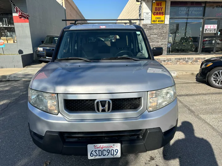 SILVER, 2011 HONDA ELEMENT Image 4