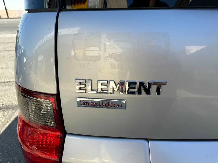 SILVER, 2011 HONDA ELEMENT Image 12