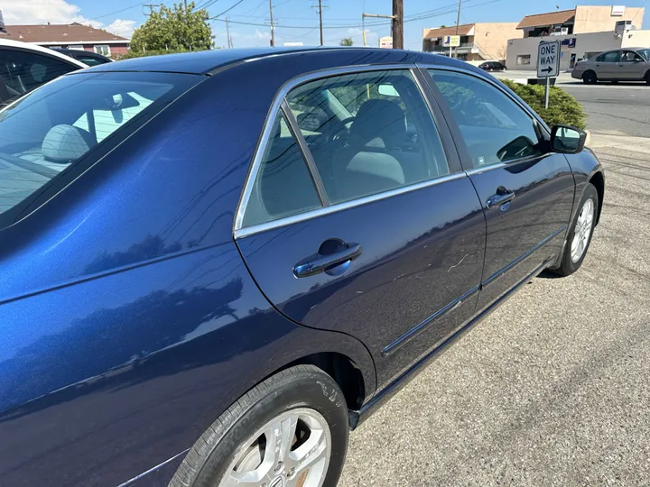 BLUE, 2007 HONDA ACCORD Image 16