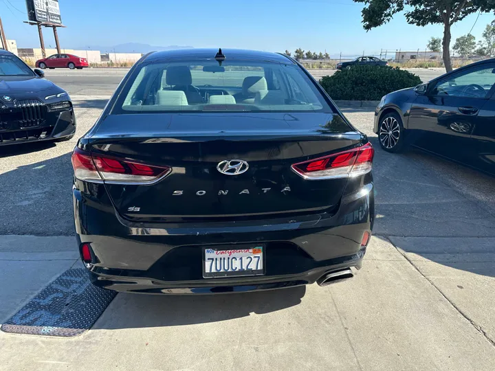 BLACK, 2019 HYUNDAI SONATA Image 11