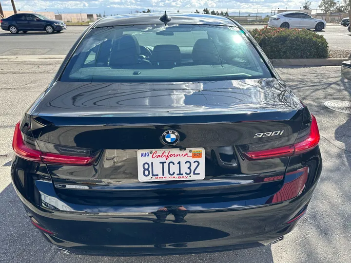 BLACK, 2019 BMW 3 SERIES Image 11