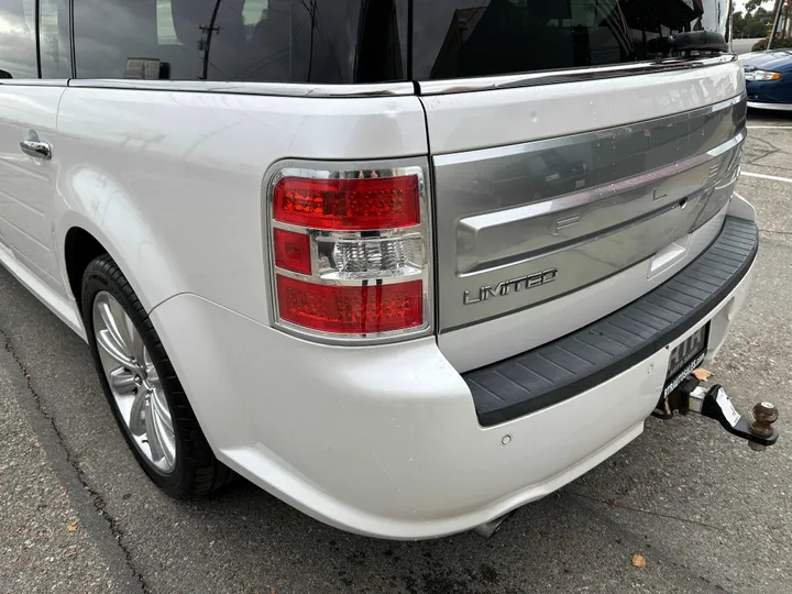 WHITE, 2014 FORD FLEX Image 9