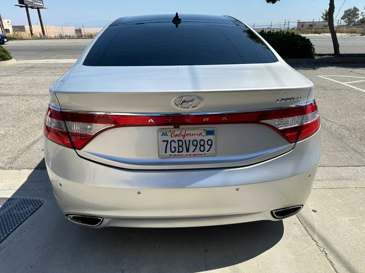 SILVER, 2014 HYUNDAI AZERA Image 11