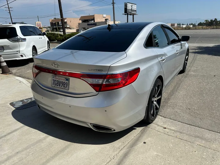 SILVER, 2014 HYUNDAI AZERA Image 12