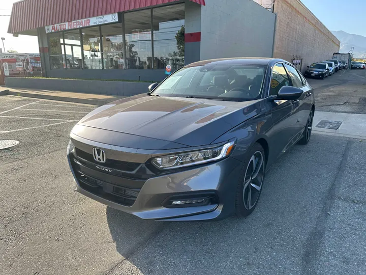 GRAY, 2019 HONDA ACCORD Image 5