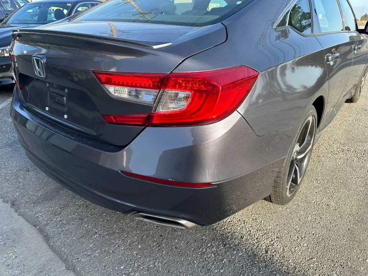 GRAY, 2019 HONDA ACCORD Image 12