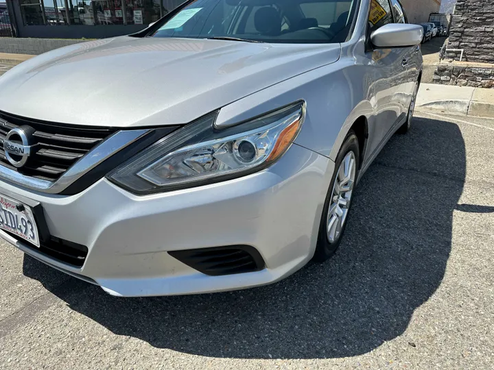 SILVER, 2016 NISSAN ALTIMA Image 6