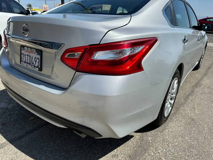 SILVER, 2016 NISSAN ALTIMA Image 13