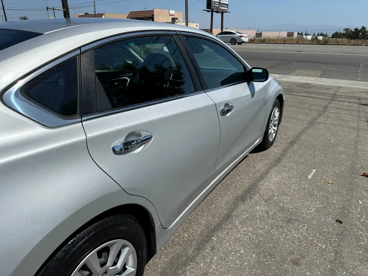 SILVER, 2016 NISSAN ALTIMA Image 16