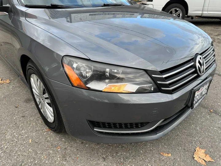 GREY, 2014 VOLKSWAGEN PASSAT Image 2