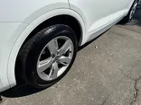 WHITE, 2019 AUDI Q5 Thumnail Image 15