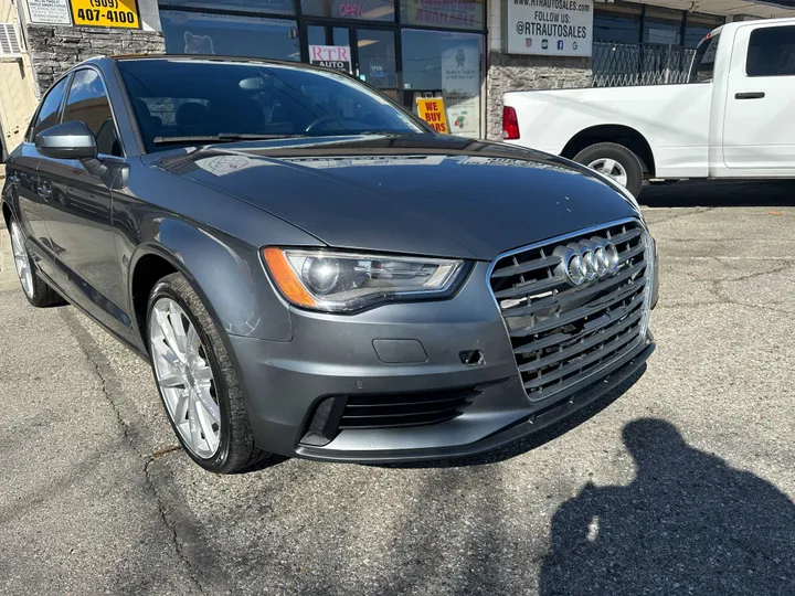 GREY, 2015 AUDI A3 Image 2