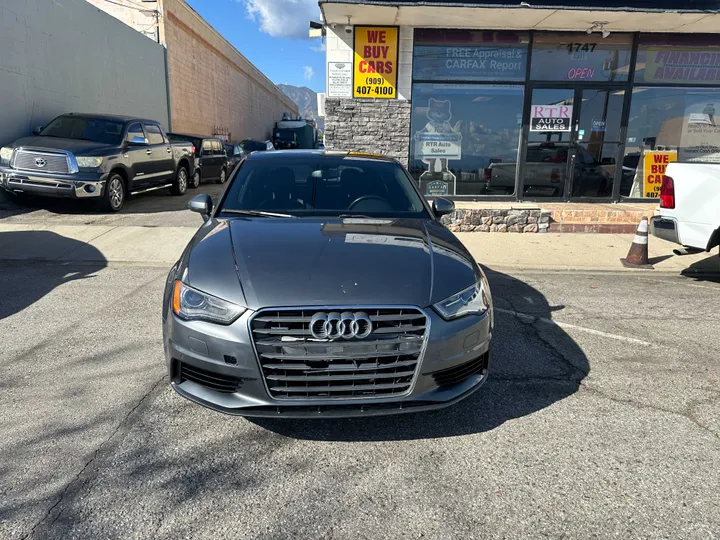 GREY, 2015 AUDI A3 Image 3